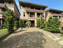 義大購物中心面寬花園度假休閒別墅