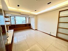 介壽國中學區。捷運6分鐘。三面採光正3房。屋況極美