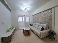  亞灣區家樂福旁翻新漂亮3房附平車