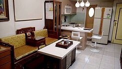 三多商圈高樓層邊間雅致開窗大套房含廚房