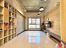 獨家🧡上河園挑高採光三房車🧡住商以恩EN