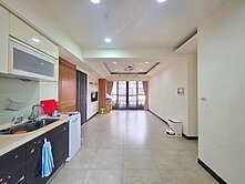 沙鹿世界一景｜景觀三房＋平車‧前後陽台屋況佳