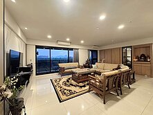 鼎宇森風景｜公園首排｜三房雙平車	