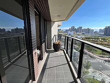 國泰MOST｜端進水湳生態公園｜四房雙平車