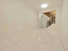 高醫熱河十全商圈全棟翻新明亮透天