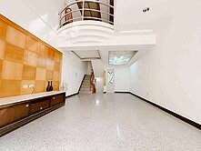 楠梓｜右昌商圈｜花園庭院｜人車分道｜美車墅