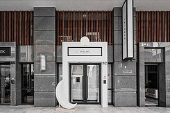 新興區美麗島信義國小雙捷運黃金店面