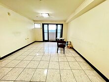 龍騰大地四房加子母車位