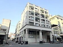 【吳虹誼】鼎中商圈★文藻學院電梯收租小資宅