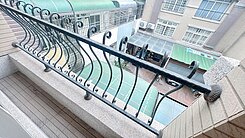 水湳經貿臨十四期輕屋齡社區型邊間別墅