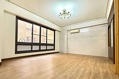 中西區｜頂美朝南間間套房孝親房雙車墅