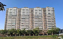 岡山雙捷運旁大面寬黃金店面1+2樓24652