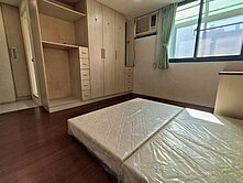 市區經國中正商圈收租美套房