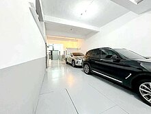 近頭前國小｜化成路｜8米活巷｜電梯透天廠房~獨家