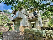 獨棟毛胚大別墅｜自家土地１２１坪｜設計創意盡情揮灑