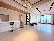 🚀【帝王景觀 百萬裝潢 四房雙主臥 雙平車】