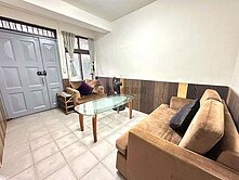 北屯東光路生活圈｜低總價小透天釋出，溫馨三房實住