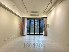 高鐵首購看過來🙋朝南邊間採光好美３房🌸衛浴開窗