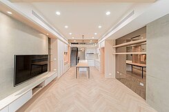 5百萬裝潢近高雄榮總福山公園霞海重劃區臨路雙車透天