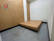 鶯歌鶯桃路公寓一樓