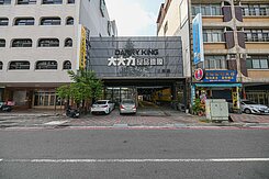 文山、澄清路上 大面寬住五建地