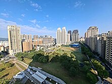 農16首排景觀龍華國小輕軌站最便宜4房平移車位