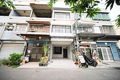 大寮溪寮路l翻修4房間間套房l透天