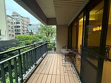 🍎六張犁站🍎基泰國際｜一層一戶面中庭｜三房平車