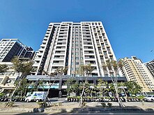 中港雲頂三中高樓層超大大三房平車