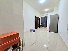 草漯市心低總電梯2房車