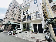 專任 近一中 中國醫 輕屋齡獨棟電梯店套 