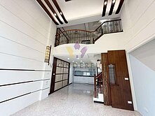 [精彩]過嶺新榮路車庫透天