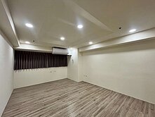 賠售 ! 中科高樓層視野朝南三房平車