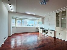 海華大廈朝外三房 ➡️ 房地產買賣找Q桑