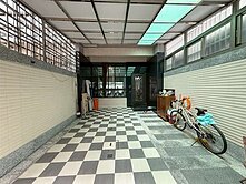 ★凹子底公園★輕軌★社區寧靜車庫透天