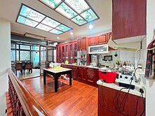 降價！中西區邊間獨院透天～我的店面我的家！