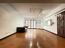 信義安和捷運．電梯大四房．附坡平車位