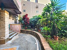 近五甲商圈南成國小面綠意盎然景觀一樓四房