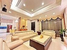 14期.震後.面寬17米.百坪超大空間.電梯豪墅.