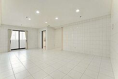 至尊天下高樓層寬敞大三房平車｜臨商圈臨學區