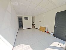 湖內東方★整棟翻新美透天★間間套房