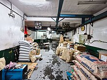 🍣物超所值~好用透天廠房(有巢氏芳洲店~潘虹虹)