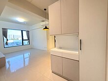 獨家~低於行情~竹南台積旁_輕屋齡_美三房平車