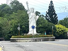 專任伯爵近7-11寧靜綠景上疊5房車