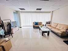 ▲小港漢民商圈▲三角窗透天金賺店面▲真正稀有釋出