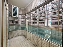 太子龍邸明亮四房車