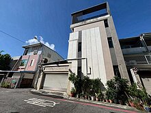 花蓮市中心遠百商圈｜邊間｜電梯｜車庫別墅