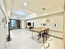 左營高鐵★公園景觀正3房車位☆雙陽台