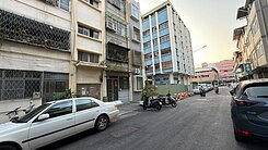 五福四路~駁二街上~大坪數~公寓三樓