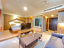 L.L 單身貴族首選西屯佳茂康朵精裝小豪宅附車位